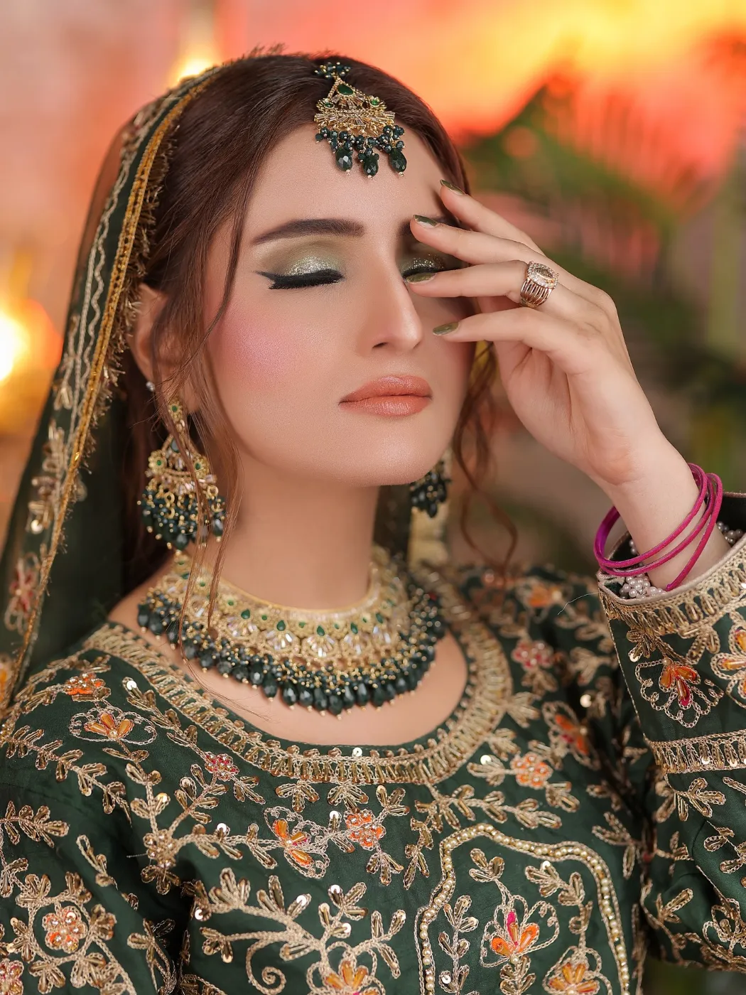 Cosmo mehndi look
